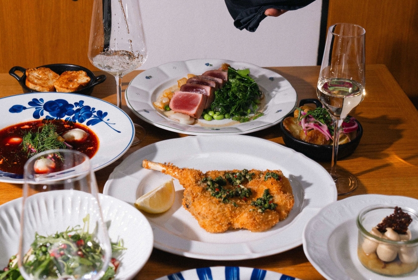 Někdo to rád horké: Zářijové menu restaurací TADY CHUTNÁ balancuje mezi svěžestí posledních letních dnů a prvními výraznějšími chutěmi podzimu